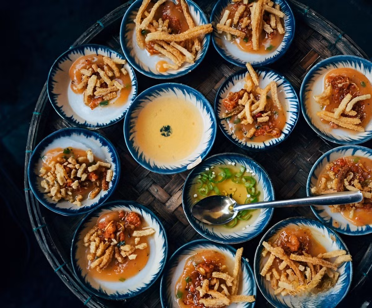 Bánh bèo là món bánh đặc trưng của miền Trung. Ảnh: VinWonders.