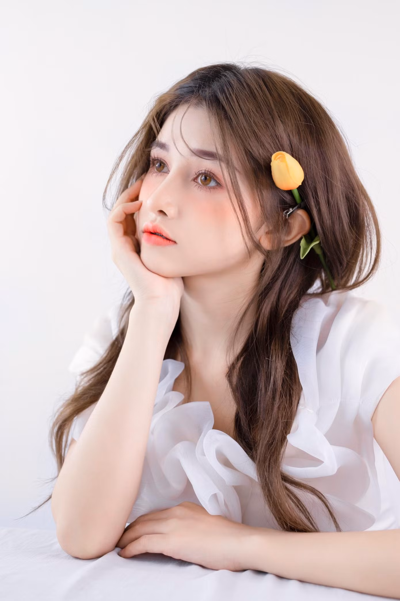 Như Quỳnh đang chuẩn bị hồ sơ xét tuyển vào trường Đại học Sân khấu Điện ảnh TP. HCM.