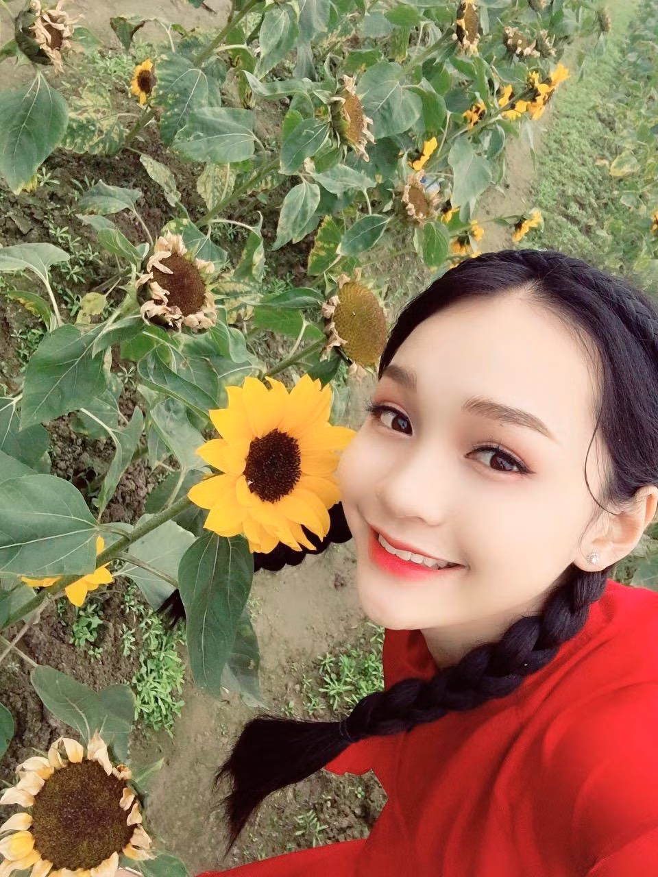Thời điểm ôn thi song song 2 trường tuy vất vả nhưng Ngọc hạnh phúc.