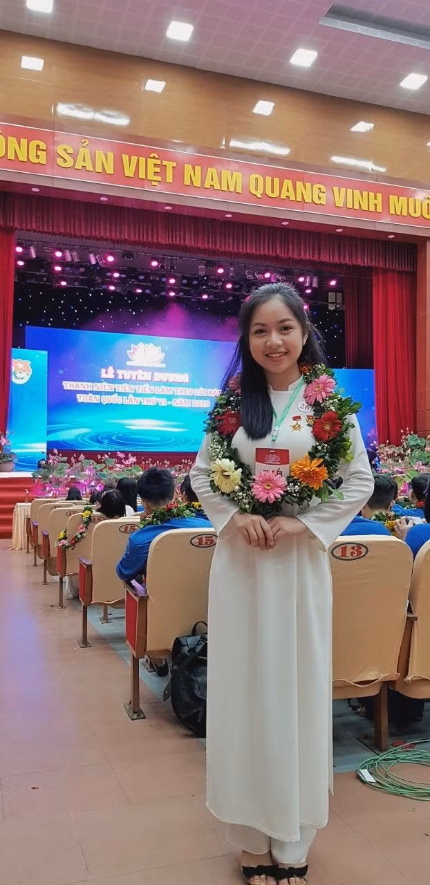 Kiều anh có bảng thành tích khiến nhiều người phải ngưỡng mộ.