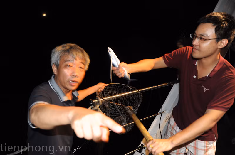 Vợt được chú cá chuồn là 