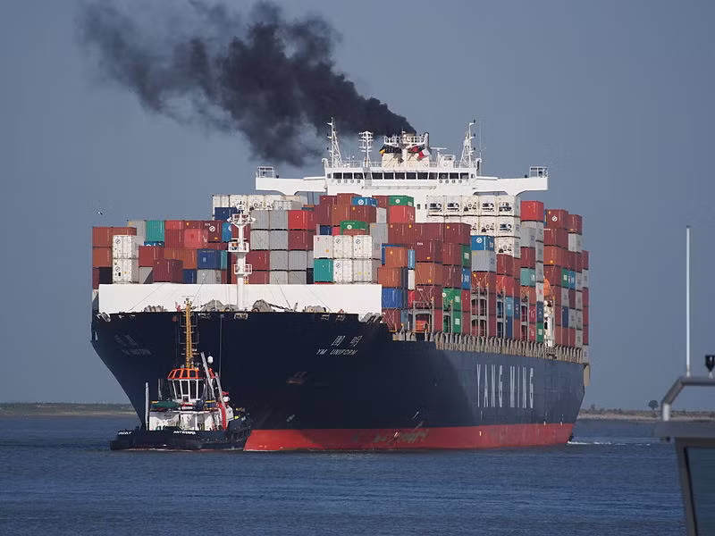 Tàu container chỉ chiếm một phần nhỏ trong đội tàu toàn cầu, nhưng chúng lại có tác động rất lớn đến khí hậu. Ảnh: Publiship. Tàu container chỉ chiếm một phần nhỏ trong đội tàu toàn cầu, nhưng chúng lại có tác động rất lớn đến khí hậu. Ảnh: Publiship.