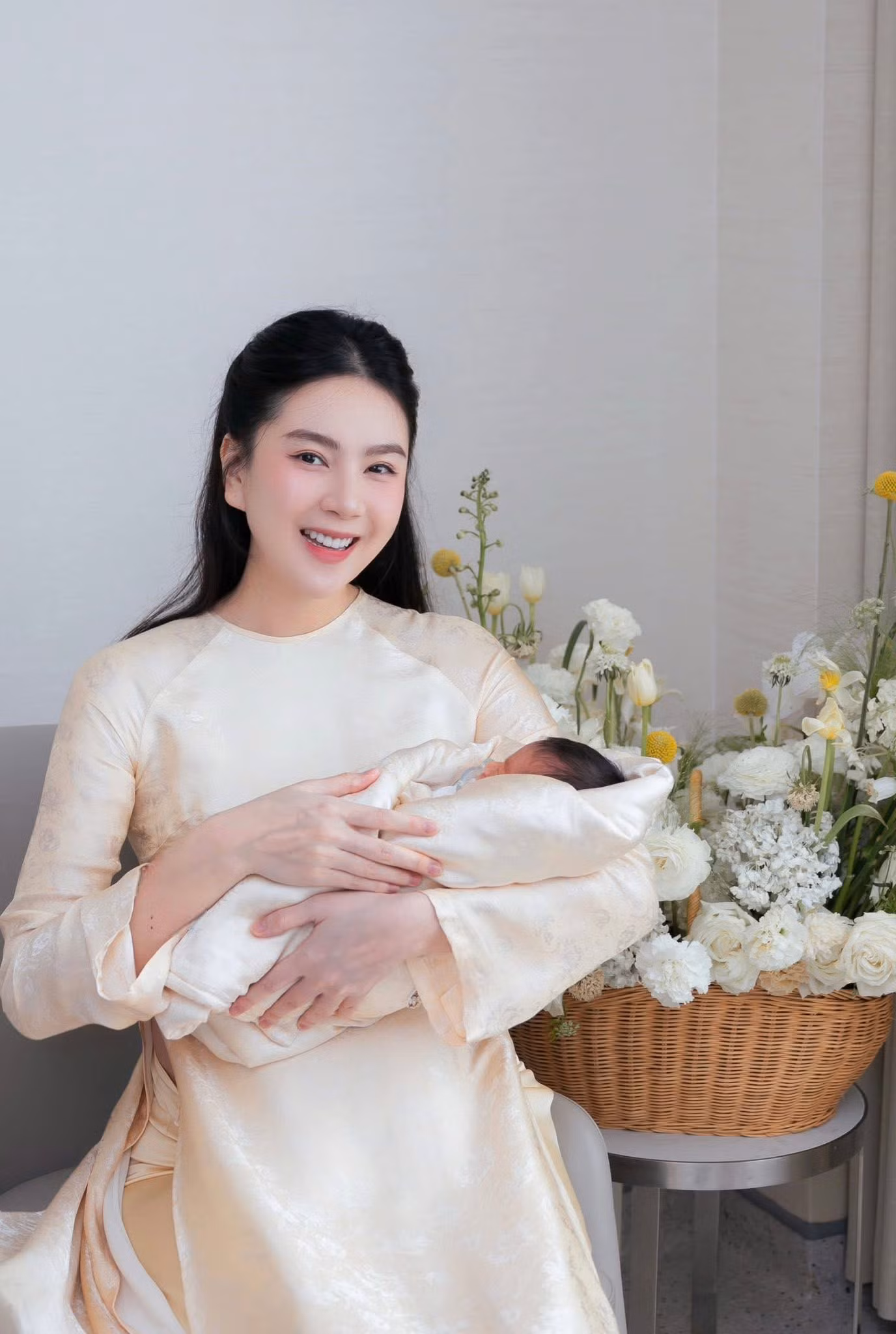 MC Mai Ngọc công bố tin vui tối 23/4.