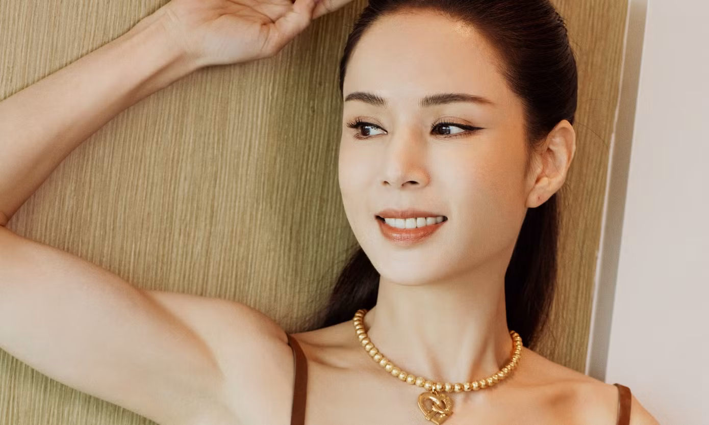 Lý Nhược Đồng khuyên mọi người tích cực tập thể dục, ăn uống lành mạnh. Lý Nhược Đồng khuyên mọi người tích cực tập thể dục, ăn uống lành mạnh.
