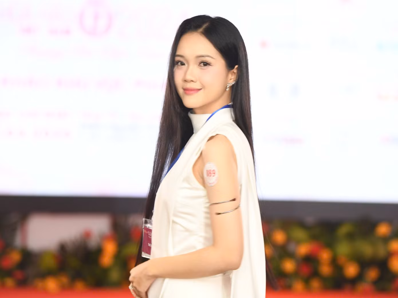 Tính đến thời điểm này, hàng trăm hồ sơ đăng ký đã phát lộ nhiều thí sinh tiềm năng. Họ là những đại diện nhan sắc Việt nổi trội cả về nhan sắc lẫn trí tuệ, sẵn sàng để lan tỏa hơn nữa giá trị văn hóa, khát vọng cống hiến của tuổi trẻ.