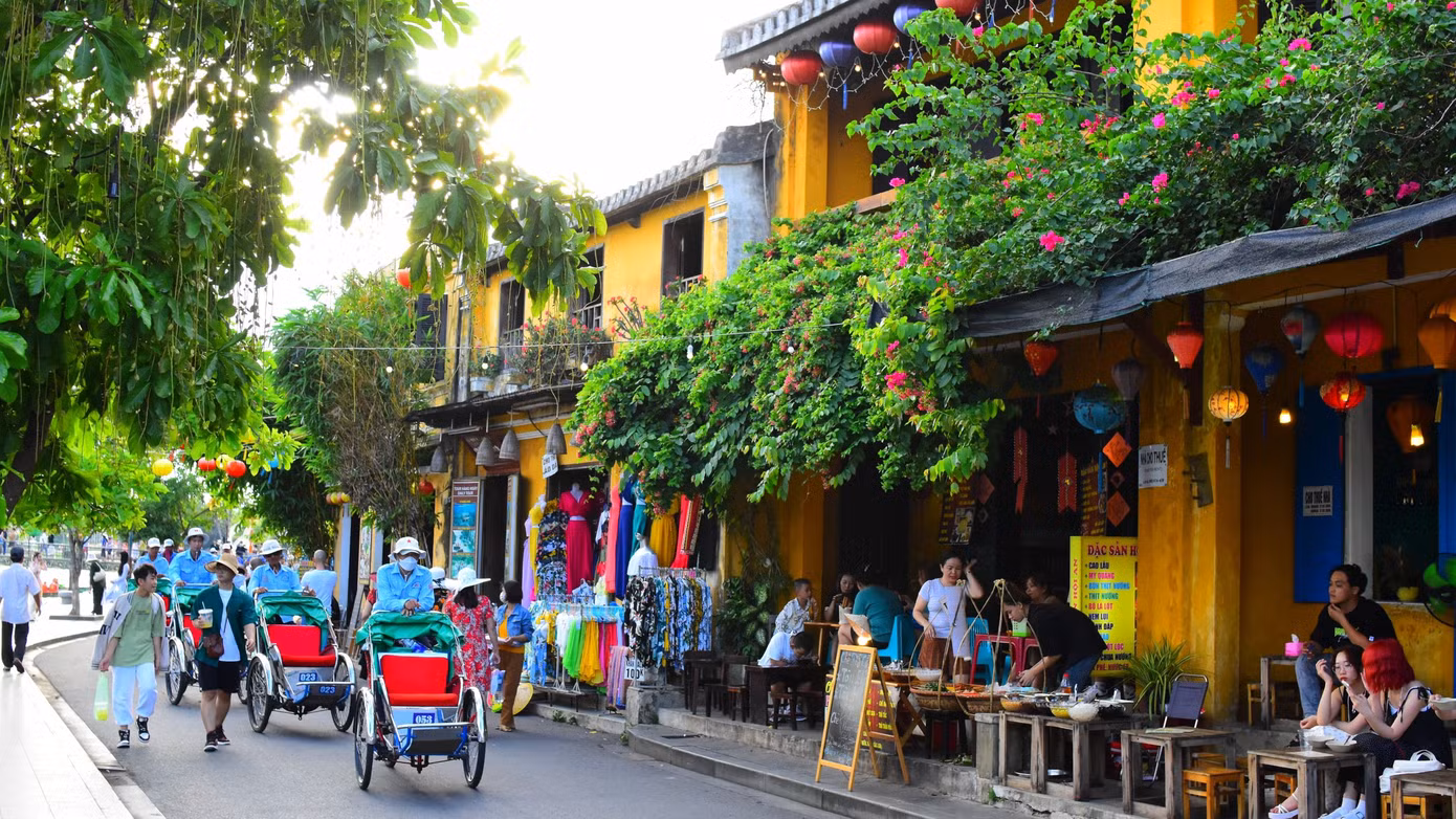 Kỳ nghỉ lễ 30/4 và 1/5 kéo dài 5 ngày, là thời cơ tốt để phát triển du lịch nội địa.