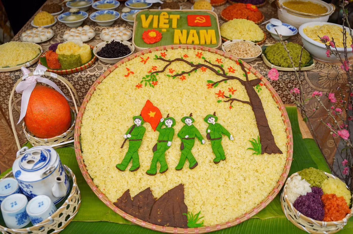 Những mâm xôi có tạo hình độc, lạ ở làng Phú Thượng ảnh 7 Những mâm xôi có tạo hình độc, lạ ở làng Phú Thượng ảnh 7