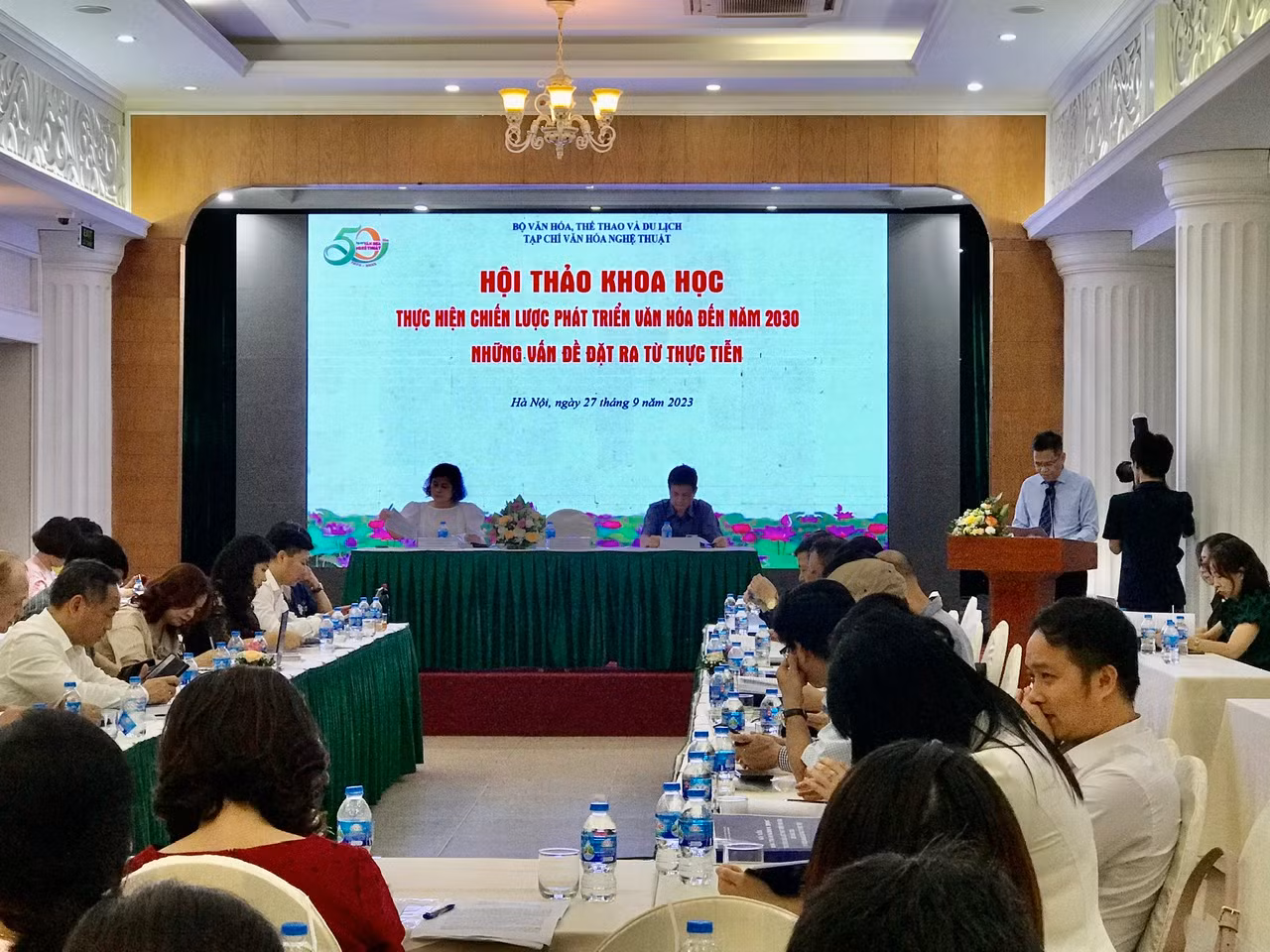 Hội thảo khoa học Thực hiện Chiến lược phát triển văn hóa đến năm 2030 - Những vấn đề đặt ra từ thực tiễn do Tạp chí Văn hóa Nghệ thuật (Bộ VHTTDL) tổ chức.