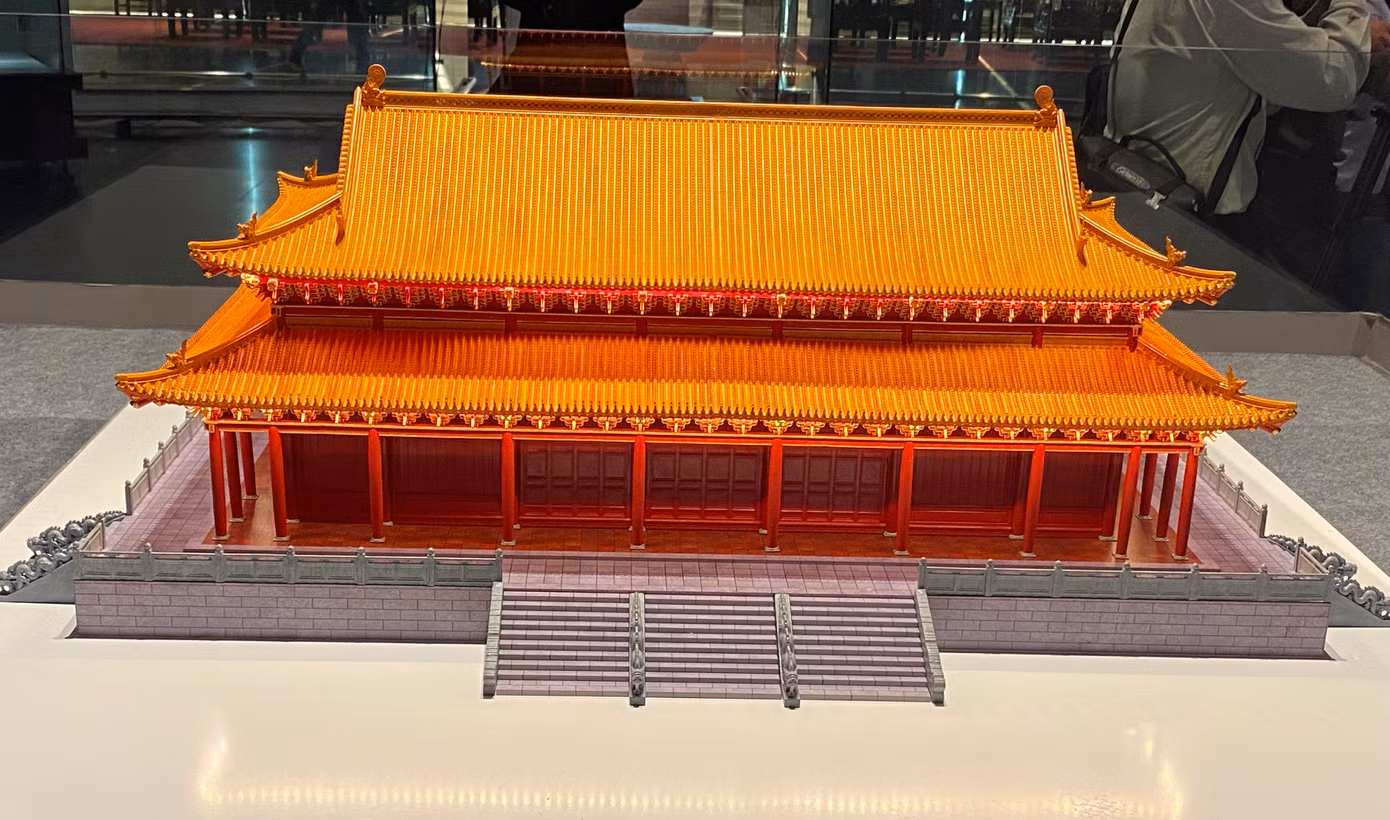 Kiến trúc điện Kính Thiên thuộc loại kiến trúc đấu củng.