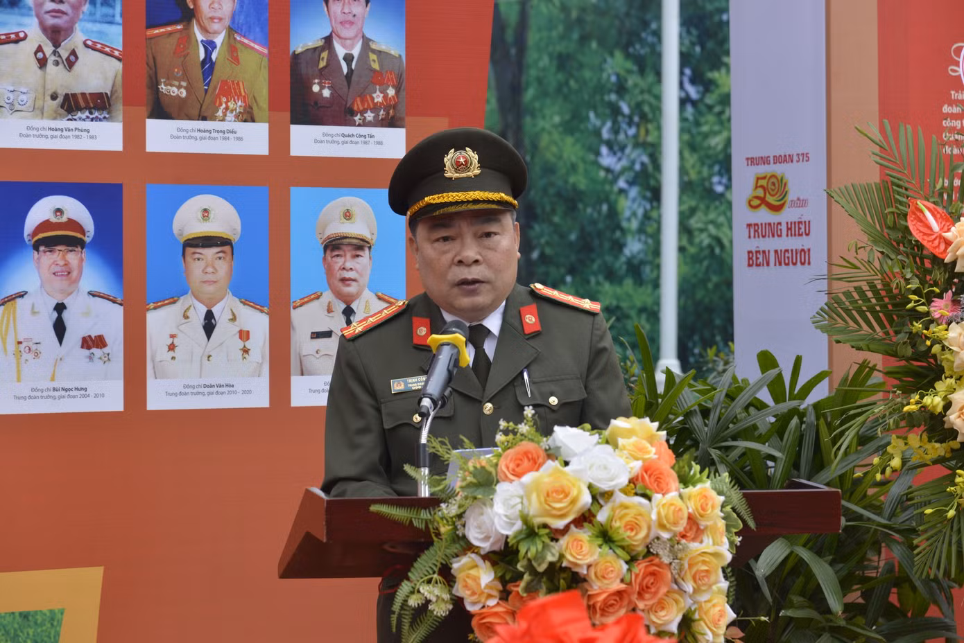 Đại tá Trịnh Công Rụy - Trung đoàn trưởng Trung đoàn 375 (Bộ Tư lệnh Cảnh vệ).