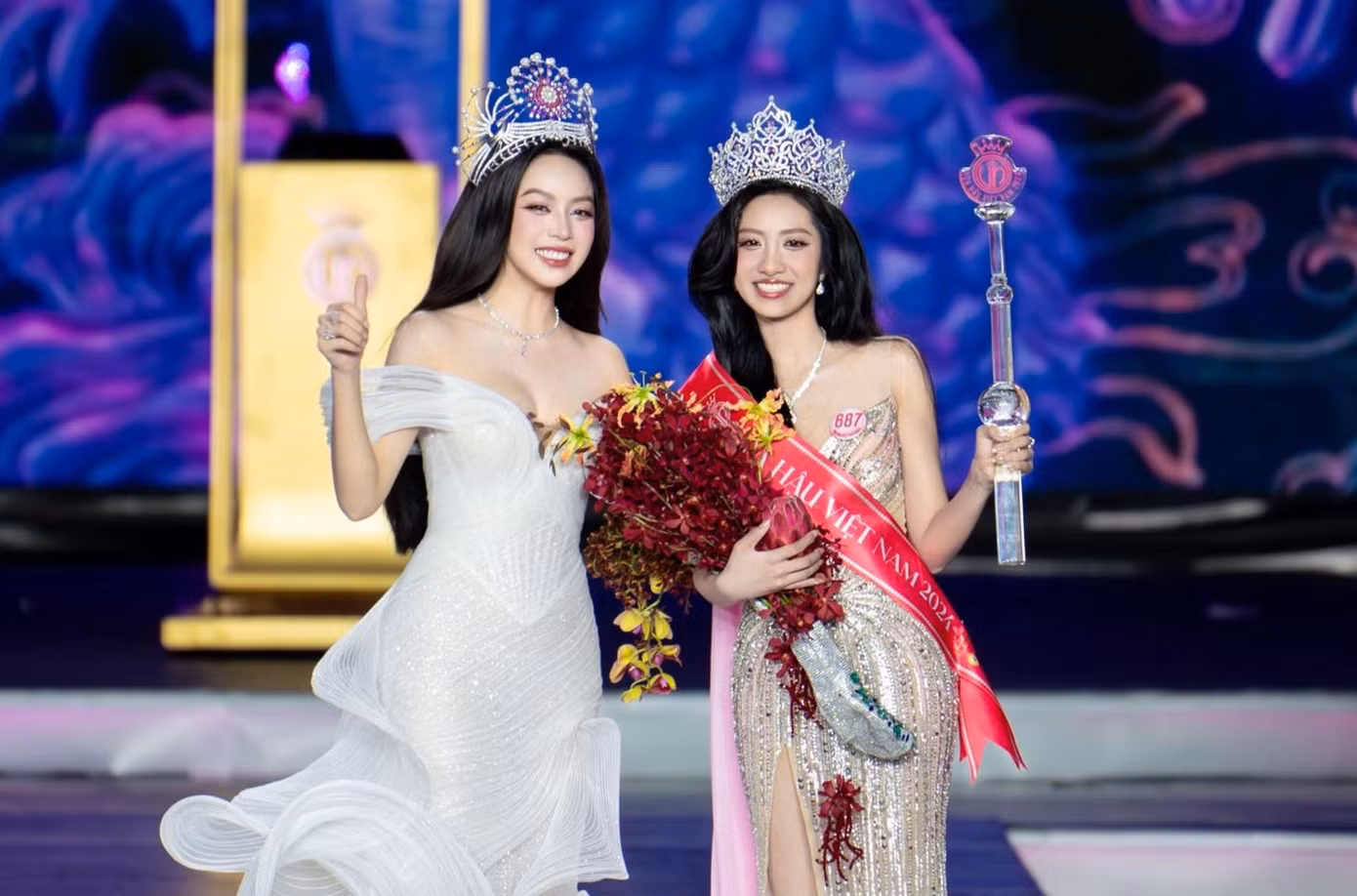 Hoa hậu Thanh Thủy, Hoa hậu Trúc Linh chung khung hình.