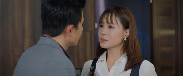 Hồng Diễm mất điểm vì diễn xuất không bứt phá.