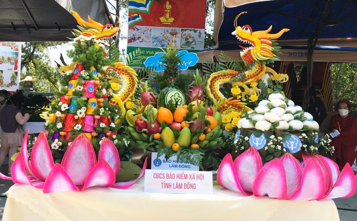 Tác phẩm tham dự hội thi trang trí mâm lễ vật