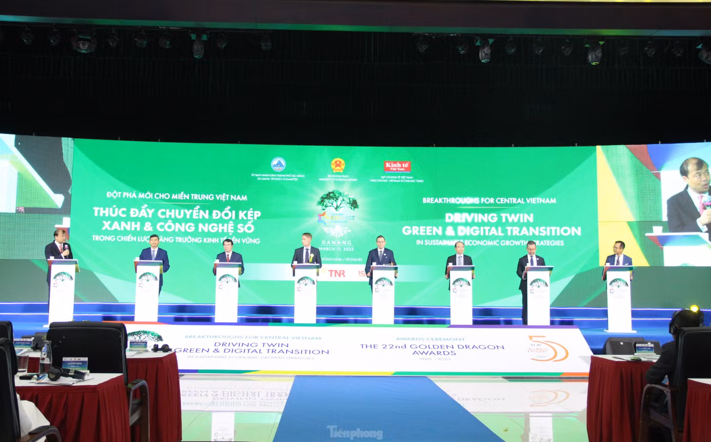 Đại diện các địa phương khu vực miền Trung - Tây Nguyên và các Hiệp hội, doanh nghiệp thảo luận tại Diễn đàn. Ảnh: Giang Thanh