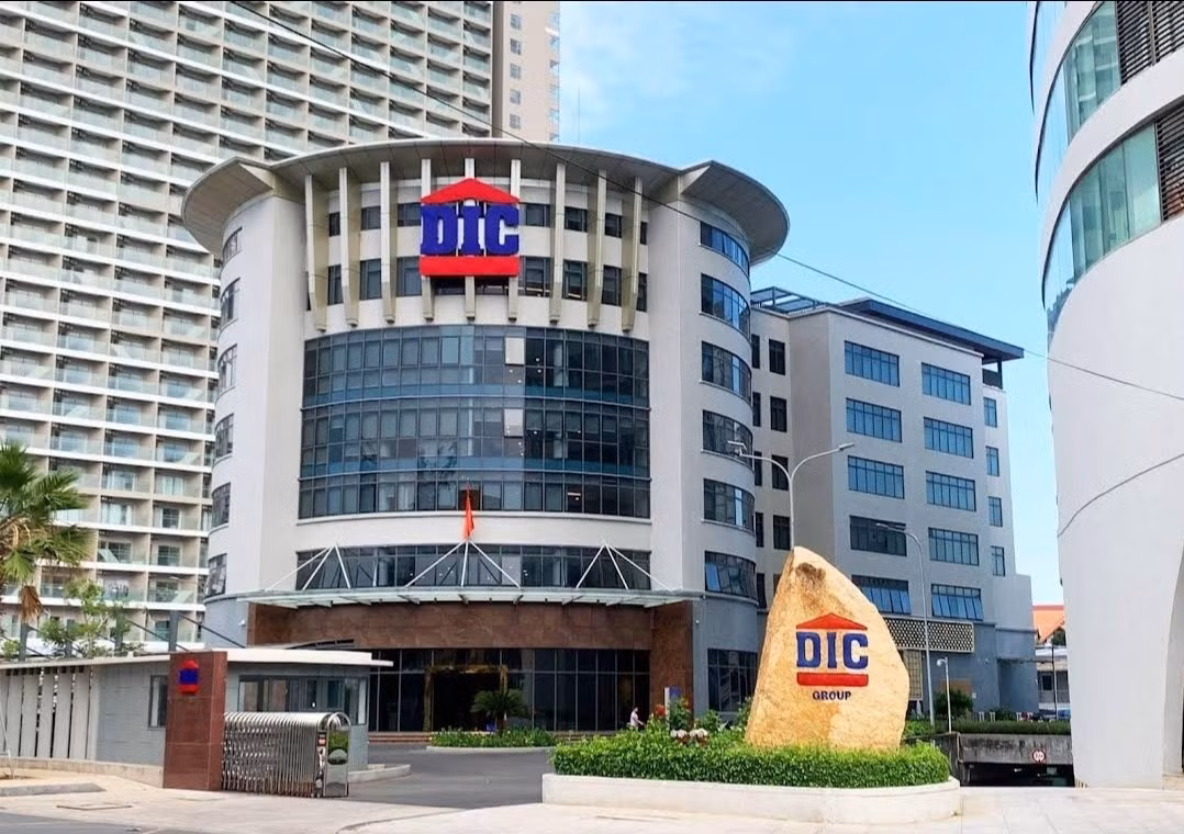 Lãnh đạo DIC Corp tiếp tục bán ra cổ phiếu.