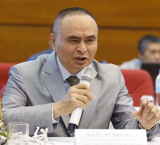 PGS.TS Vũ Thanh Ca: “Lấn biển ở Nha Trang là phạm luật” ảnh 1