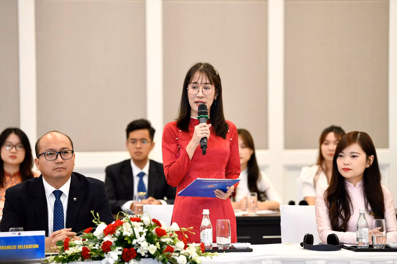 Chị Đinh Thủy Tiên - Giảng viên Khoa Tài chính - Ngân hàng, Phó Bí thư Đoàn Trường Đại học Ngoại thương. (Ảnh: Như Ý)