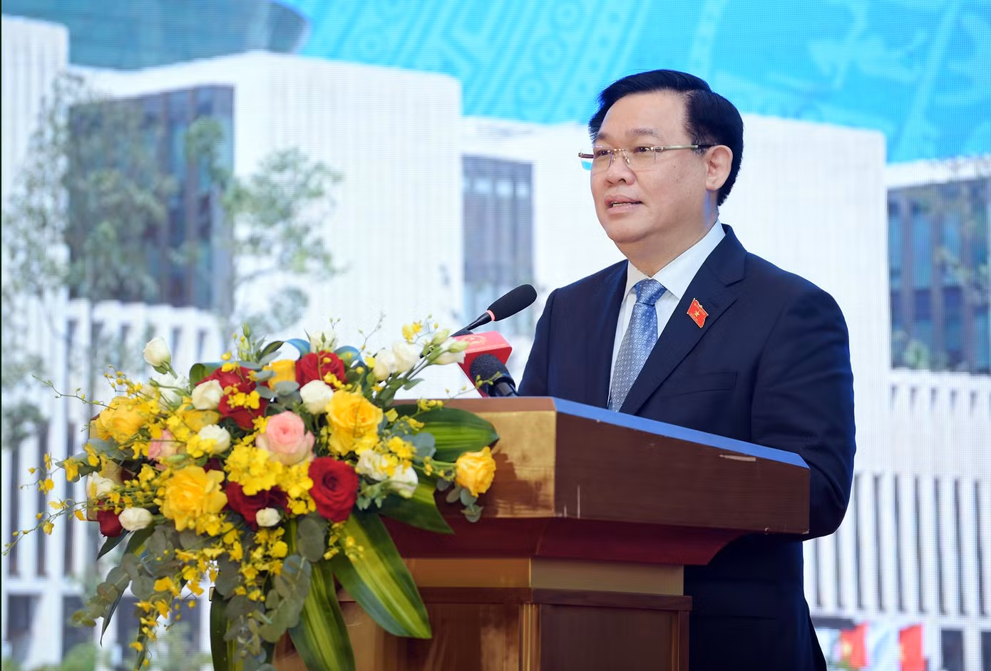 Chủ tịch Quốc hội Vương Đình Huệ phát biểu tại buổi gặp mặt Nhóm đại biểu Quốc hội trẻ khóa XV. Ảnh: Xuân Tùng Chủ tịch Quốc hội Vương Đình Huệ phát biểu tại buổi gặp mặt Nhóm đại biểu Quốc hội trẻ khóa XV. Ảnh: Xuân Tùng