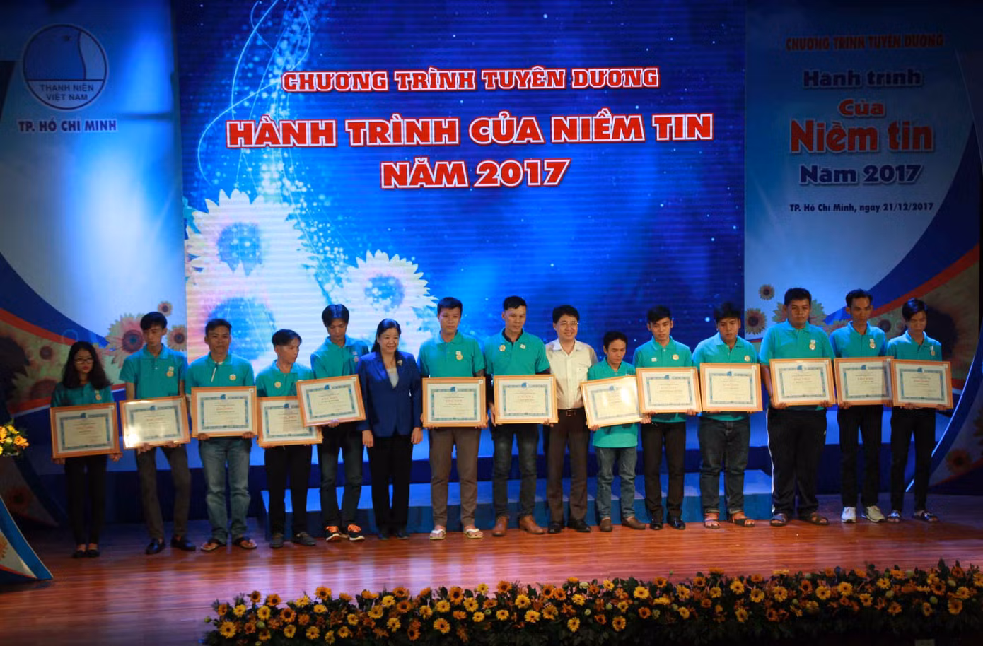TP. HCM tuyên dương 51 thanh niên tiến bộ ảnh 2