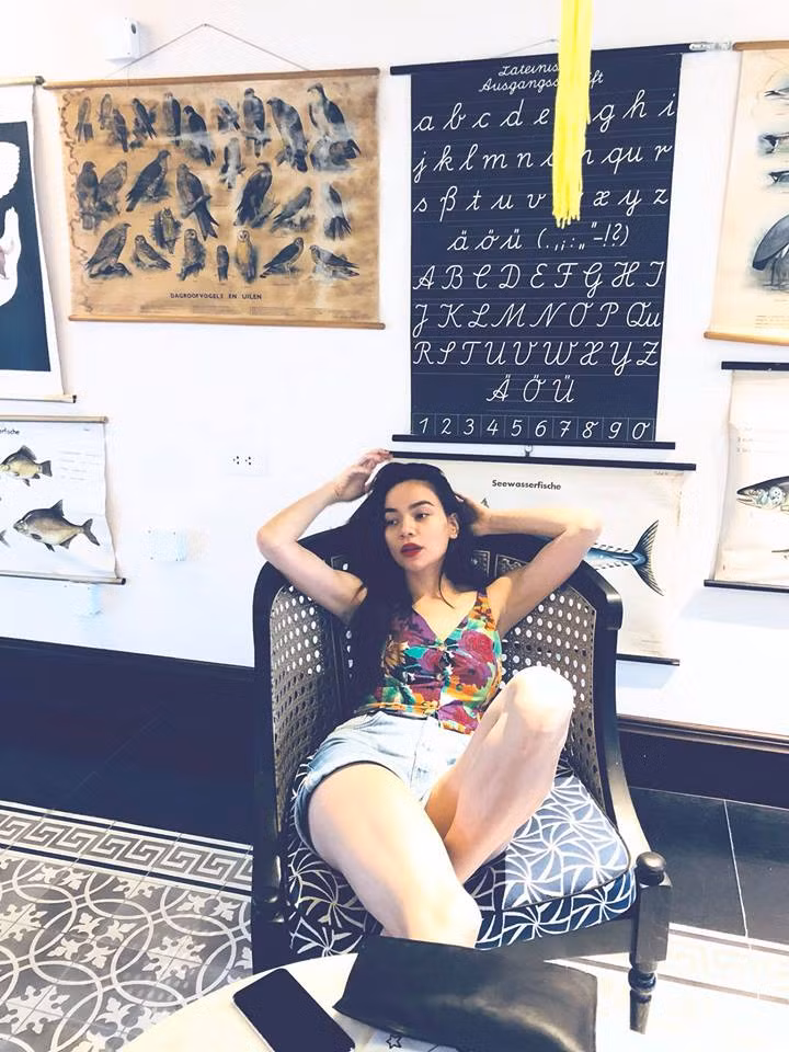 Hồ Ngọc Hà đốn tin người hâm mộ với ảnh khoe chân dài miên man ảnh 2