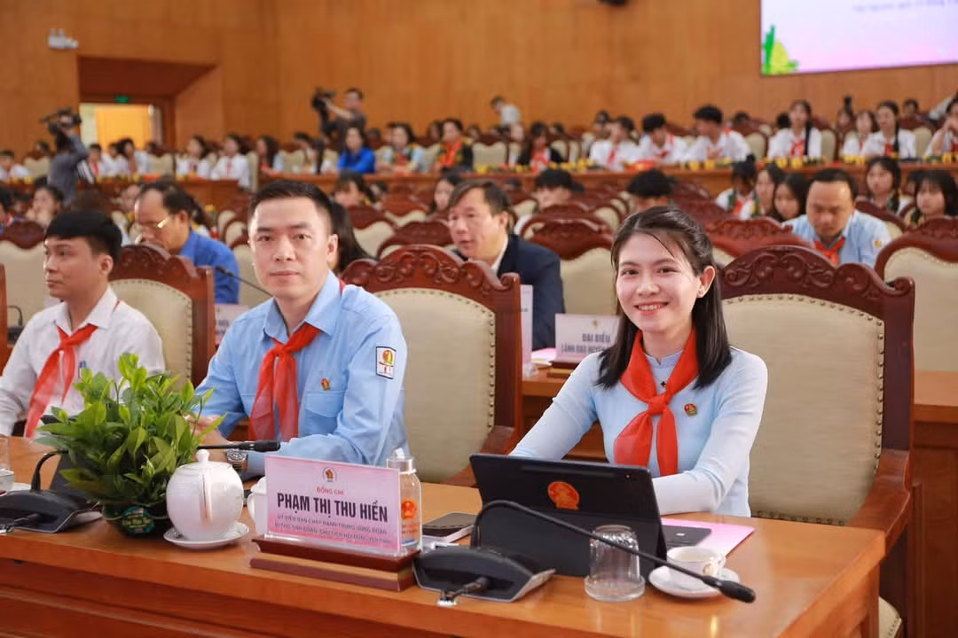 Chị Phạm Thị Thu Hiền - Bí thư Tỉnh Đoàn Thái Nguyên dự và phát biểu tại Đại hội.