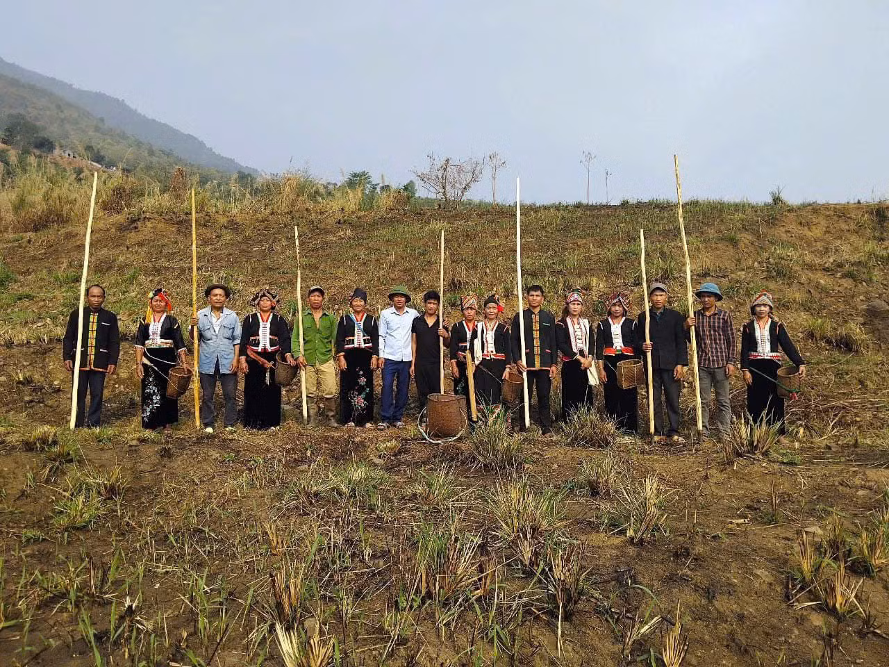 Tết của người Khơ Mú không chỉ là dịp để nhớ về tổ tiên, cảm tạ đất trời, mà còn là cơ hội để gìn giữ và lan tỏa những nét đẹp văn hóa truyền thống.