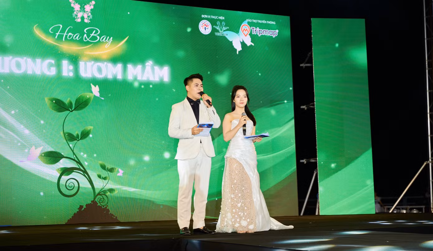 Tự tin làm chủ sân khấu, góp phần vào thành công của chương trình là điều mà Nam luôn hướng tới. Tự tin làm chủ sân khấu, góp phần vào thành công của chương trình là điều mà Nam luôn hướng tới.