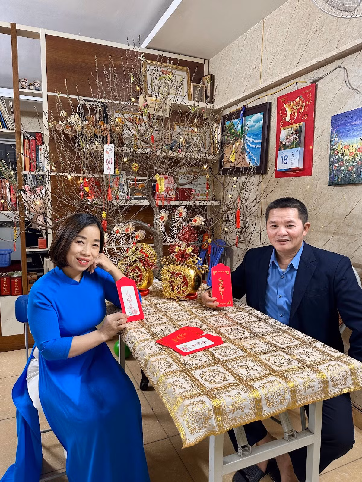 Đối với Linh Giang, ngày Tết không chỉ là dịp nghỉ ngơi mà còn là hành trình giữ gìn văn hóa và yêu thương gia đình.