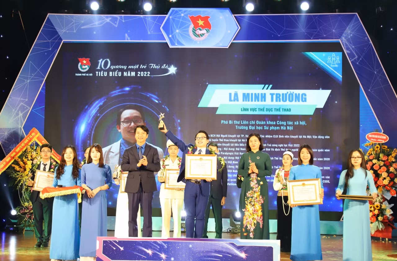 Anh Trường là 1 trong 10 gương mặt trẻ Thủ đô tiêu biểu năm 2022.