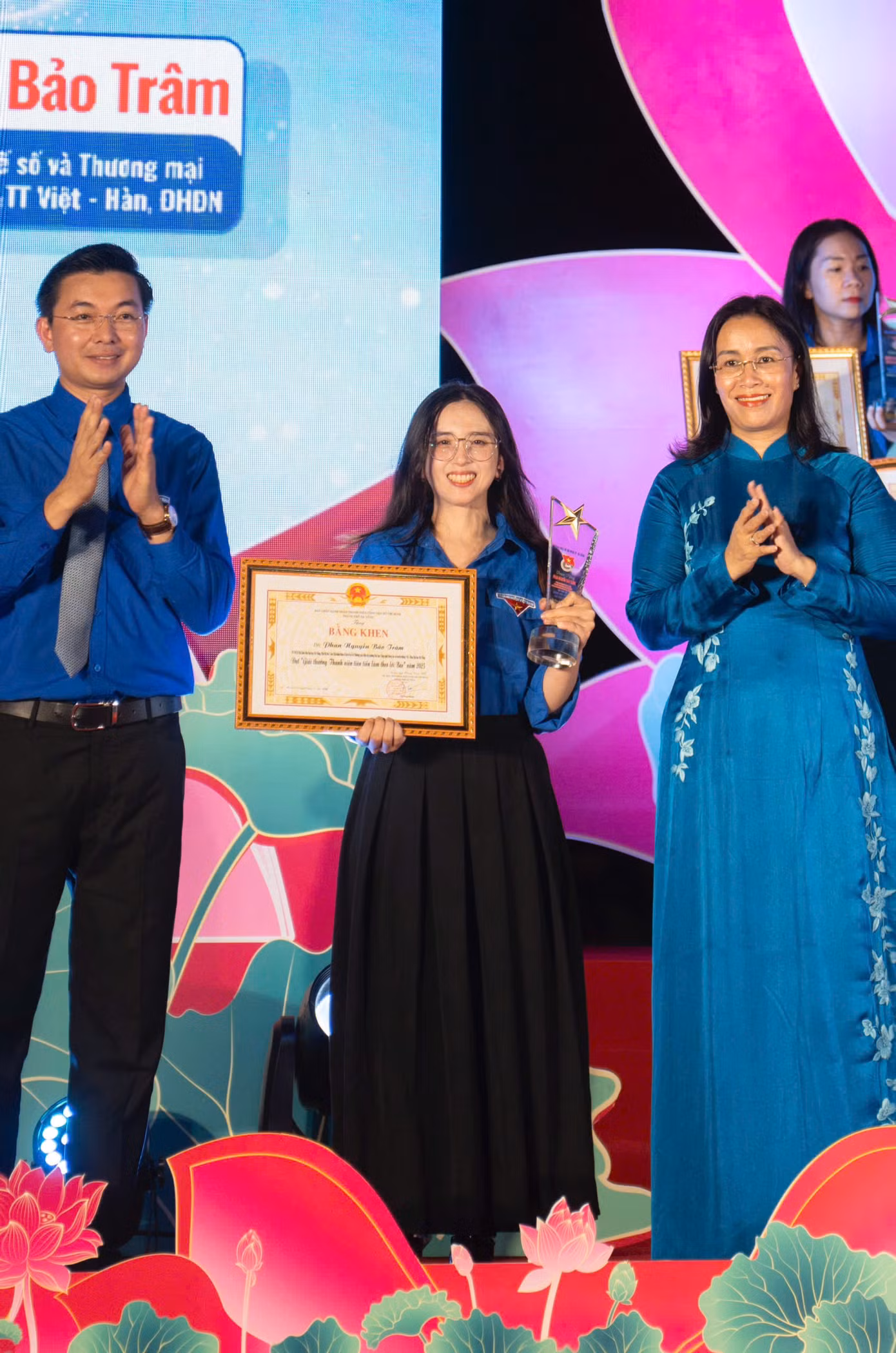 Được Thành đoàn Đà Nẵng tặng danh hiệu “Thanh niên tiên tiến làm theo lời Bác” cấp thành phố năm 2025.