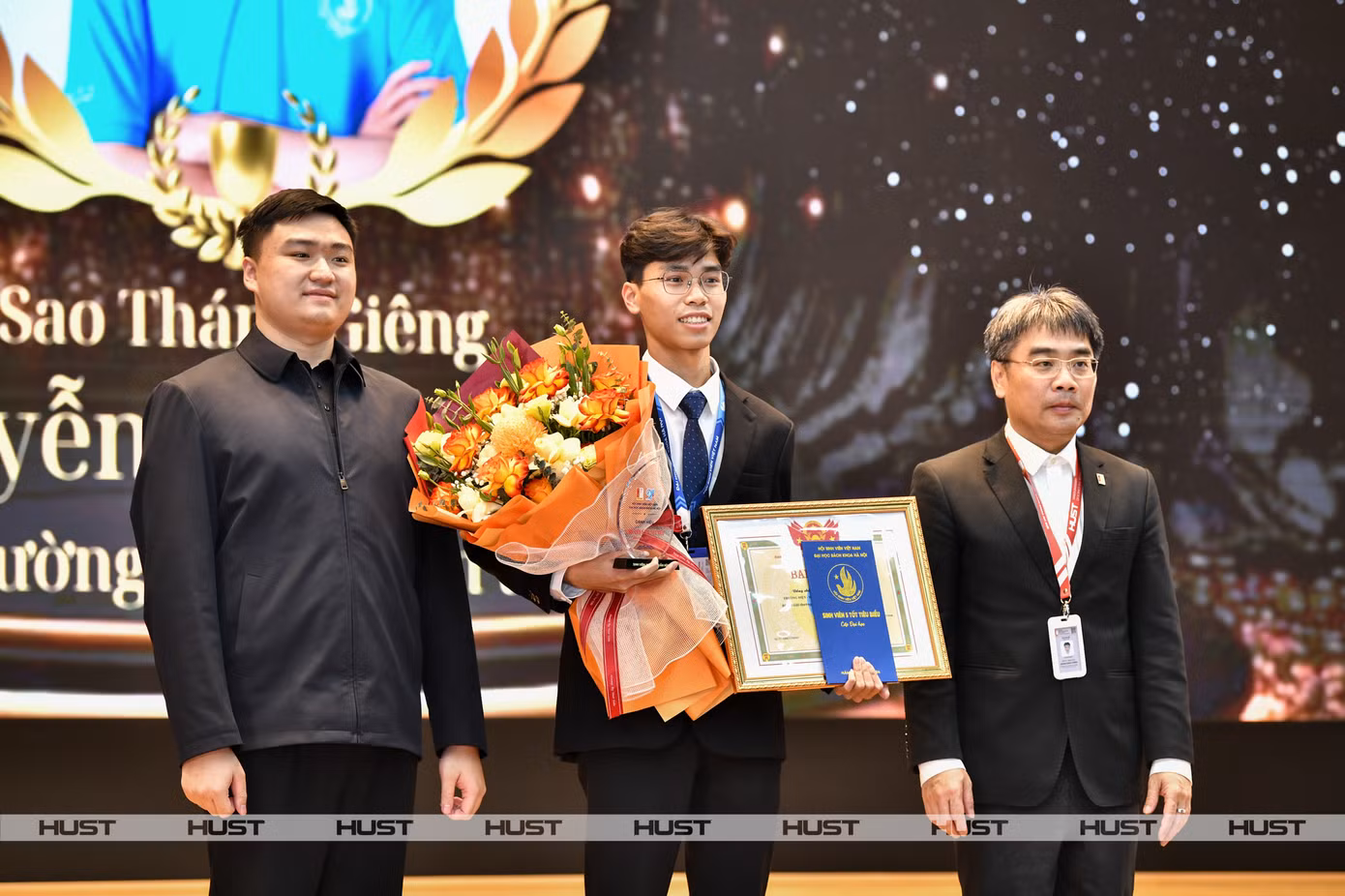 Đồng chí Nguyễn Tuấn Hùng đã xuất sắc ghi tên mình vào danh sách Sao Tháng Giêng 2024 – danh hiệu cao quý nhất dành cho cán bộ Hội Sinh viên toàn quốc.