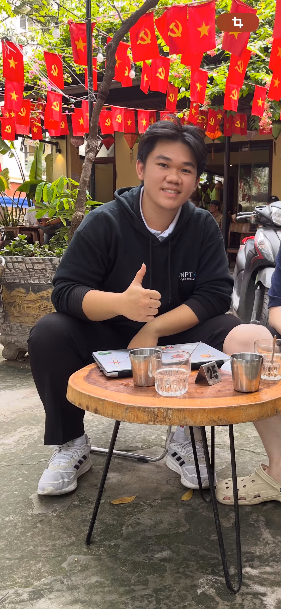 Anh Tú trong ngày thực tập đầu tiên tại VNPT.