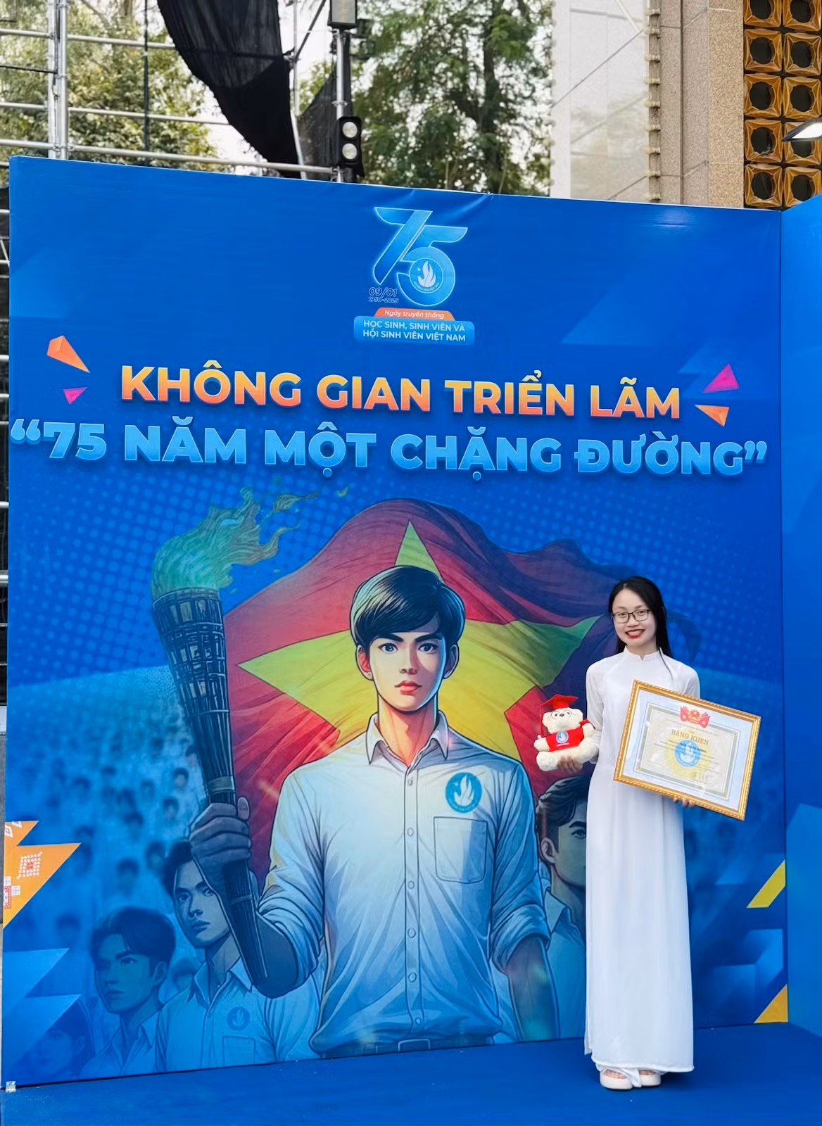 Trang Nhung và hành trình dài đến với danh hiệu Sinh viên 5 tốt cấp Trung ương.