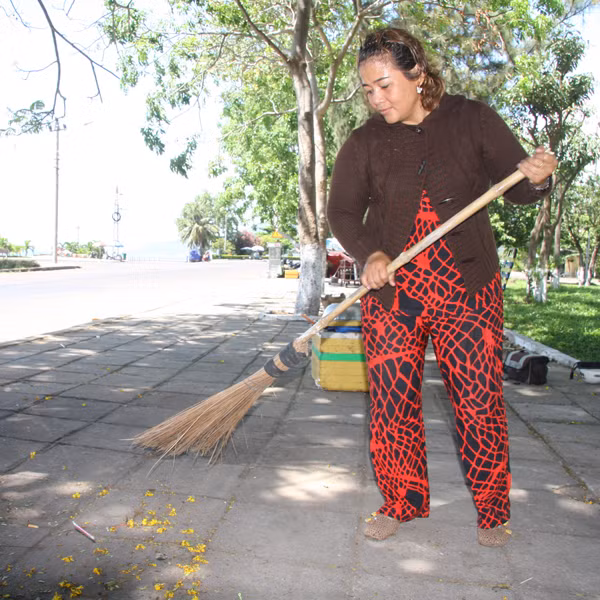 30 năm trước ngọn roi trên tay người phụ nữ này đã tung hoành trên khán đài trong Nam ngoài Bắc