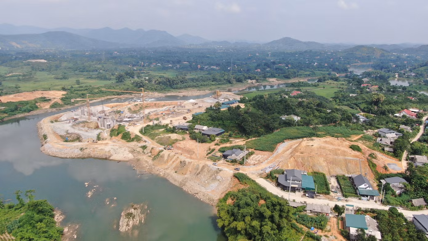 Tại gói thầu thi công xây dựng kiến trúc dự án nhà máy thủy điện Thác Bà 2, Công ty Cổ phần Sông Đà 6 đã trúng thầu với giá trị gói thầu gần 200 tỷ đồng. Nhà thầu phụ là Công ty Cổ phần kỹ thuật Trường Lộc Phát.