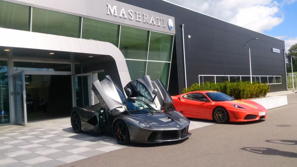 Những gam màu độc và đẹp của Ferrari LaFerrari ảnh 9