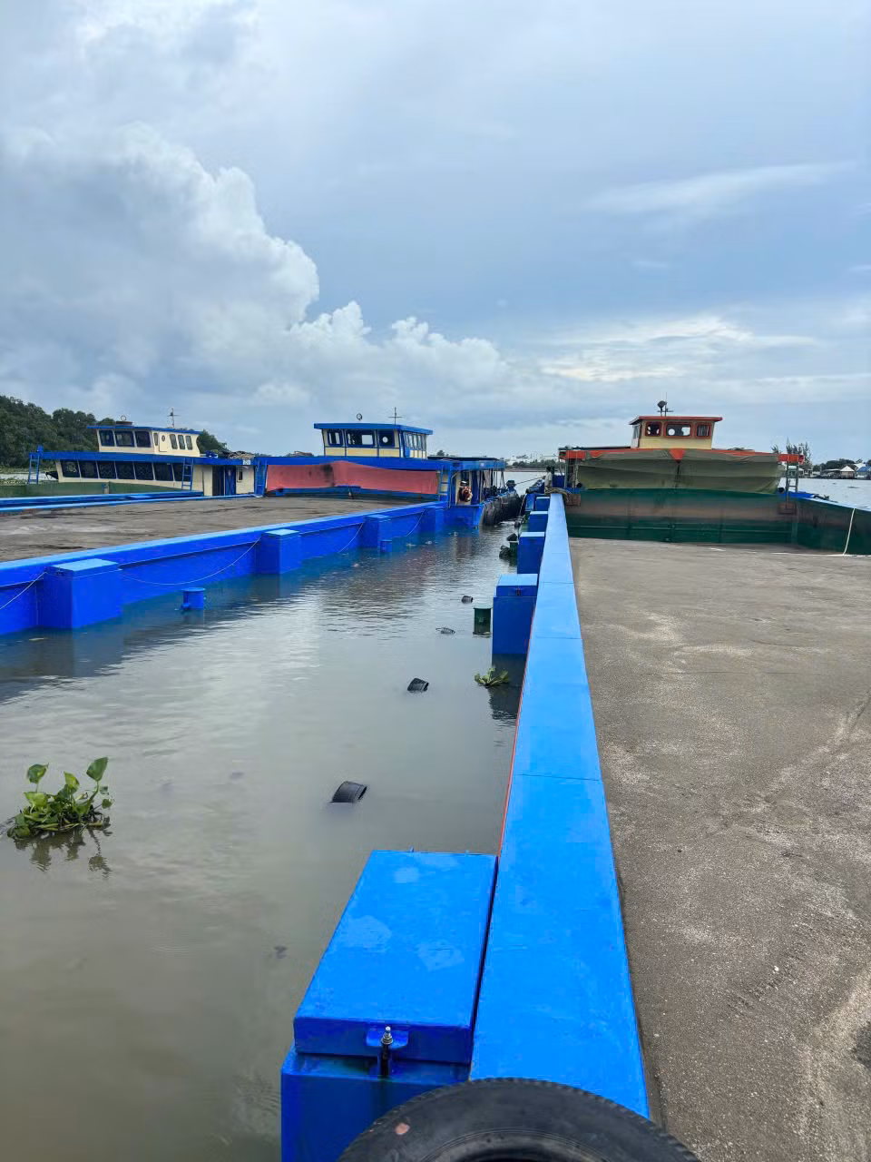 Lực lượng chức năng thu giữ hơn 2.400 m3 cát.