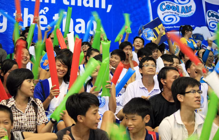 Khán giả cổ vũ nhiệt tình