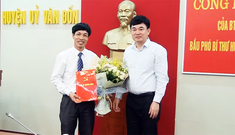 Kiện toàn nhân sự 10 địa phương ảnh 11