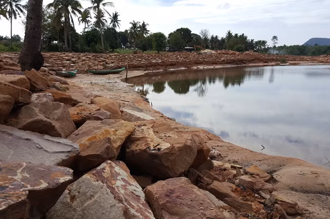 Phú Quốc sau đất đai bị 'băm nát' đến lượt các sông bị bức tử ảnh 9