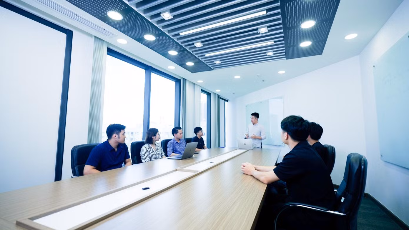 Sự kết hợp giữa dữ liệu lớn (Big Data) và các công nghệ trí tuệ nhân tạo (AI) sẽ là “vũ khí” quan trọng giúp doanh nghiệp xây dựng một hệ thống thông tin đồng bộ. Sự kết hợp giữa dữ liệu lớn (Big Data) và các công nghệ trí tuệ nhân tạo (AI) sẽ là “vũ khí” quan trọng giúp doanh nghiệp xây dựng một hệ thống thông tin đồng bộ.