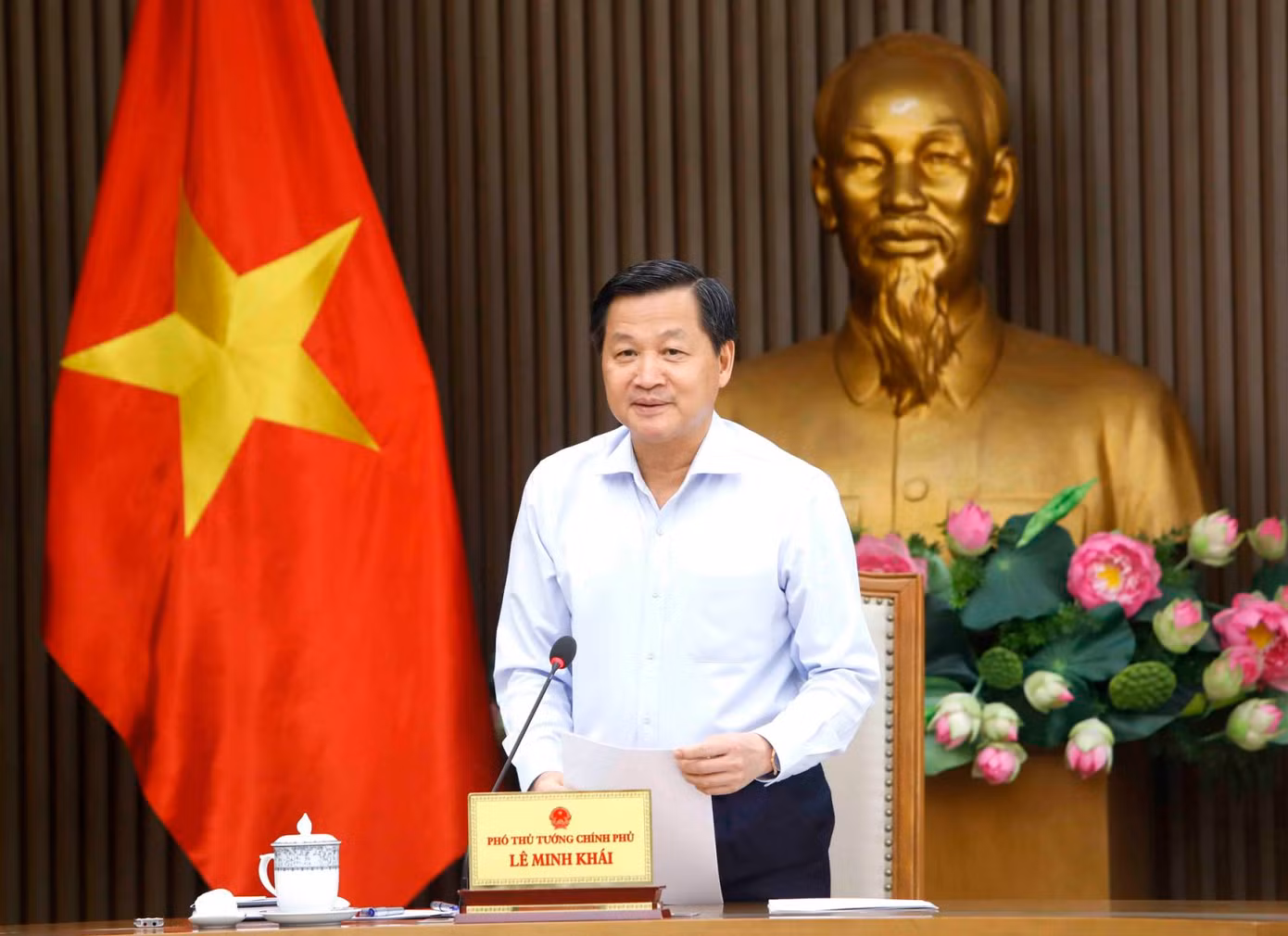 Phó Thủ tướng Lê Minh Khái.