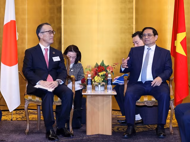 Thủ tướng tiếp lãnh đạo Ngân hàng Tokyo MUFG và VietinBank. Ảnh: Nhật Bắc