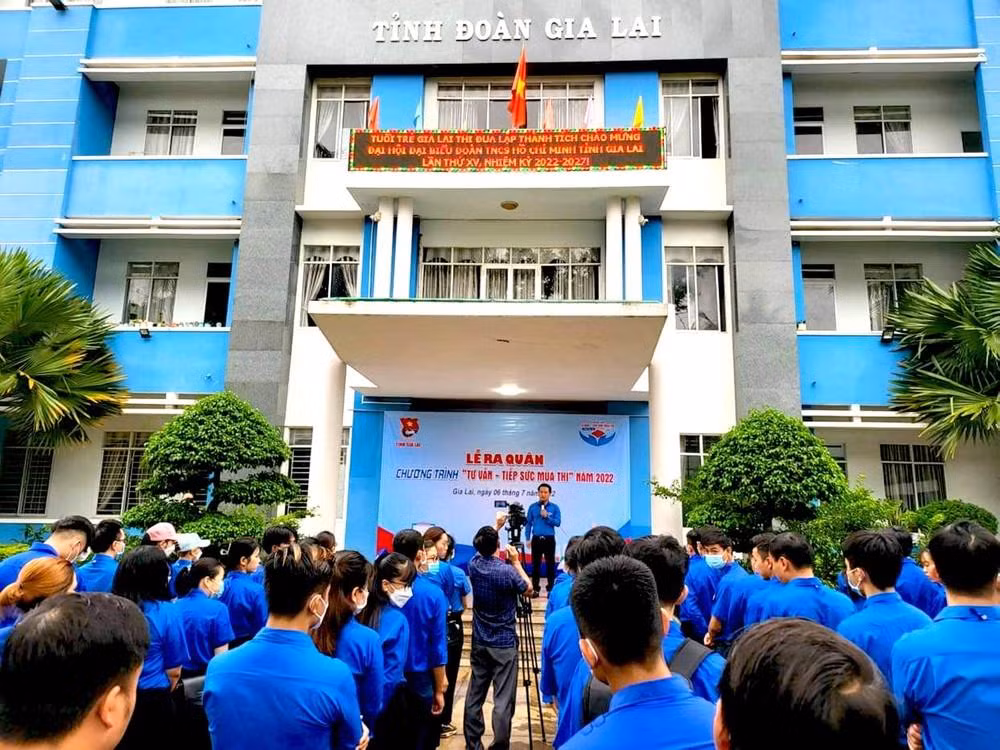 Tỉnh Đoàn Gia Lai ra quân chương trình Tư vấn-Tiếp sức mùa thi năm 2022