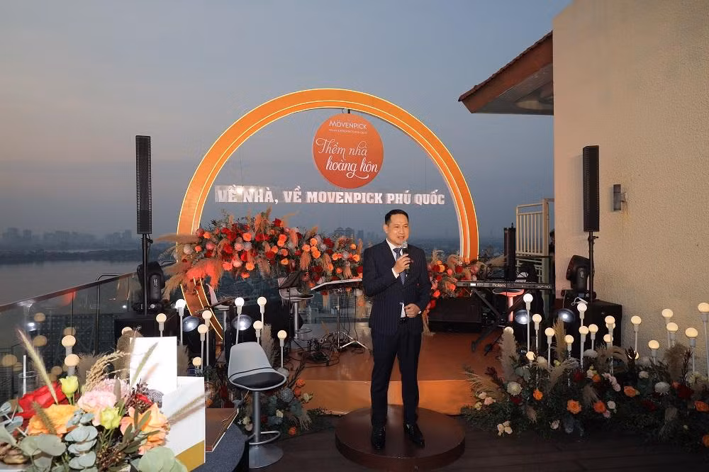Đại diện MIKGroup chia sẻ thông tin về chính sách ưu việt để sở hữu Villa Mövenpick Villas &amp; Residences Phú Quốc.
