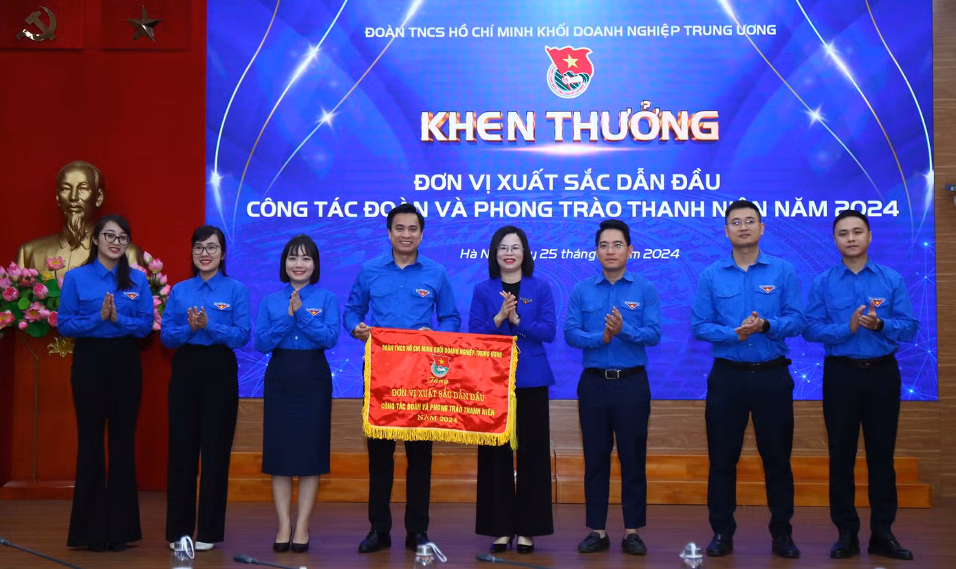 Đoàn Ngân hàng TMCP Đầu tư và Phát triển Việt Nam - BIDV là đơn vị xuất sắc dẫn đầu.