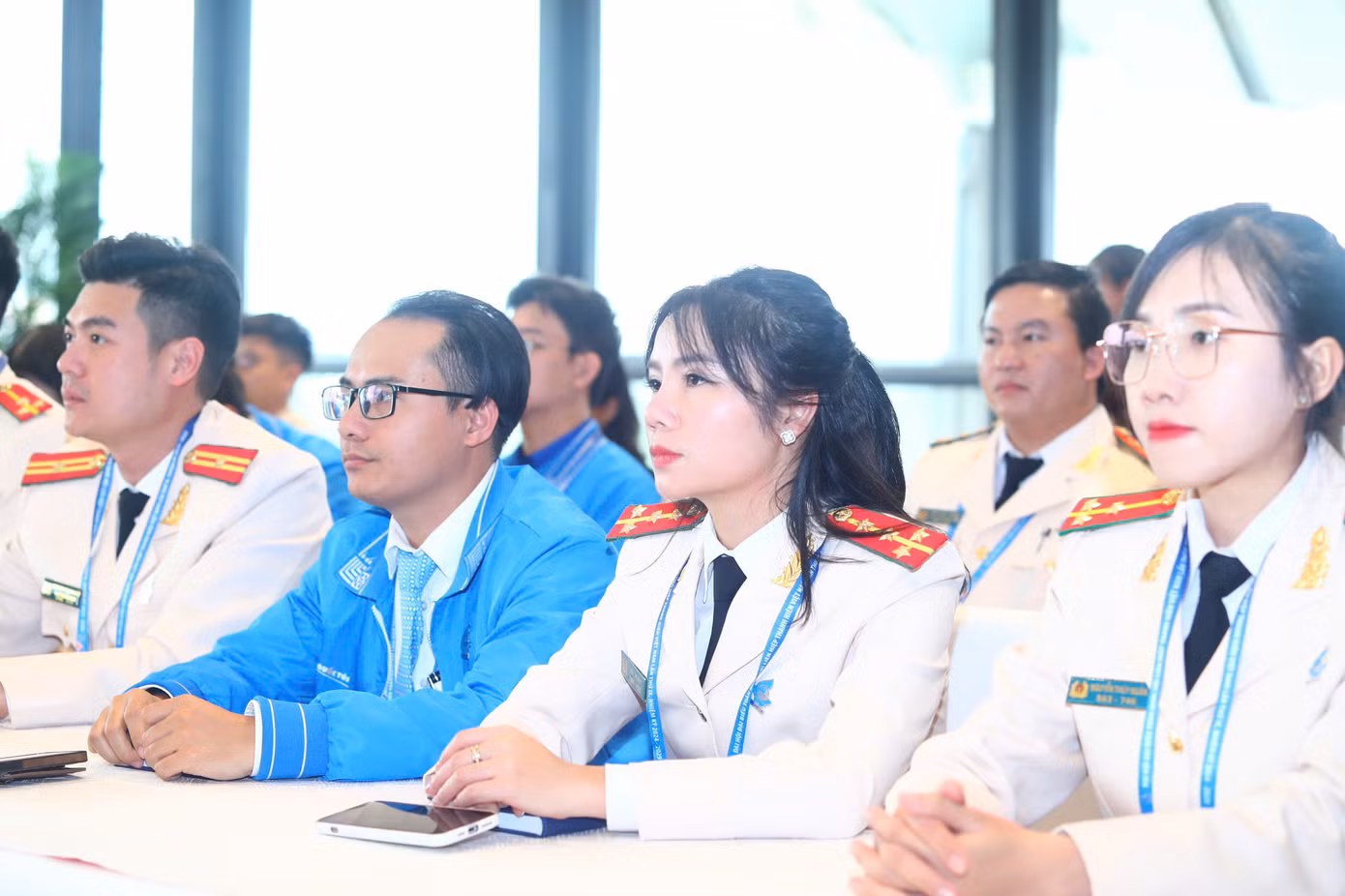 Các đại biểu tham gia tại tổ thảo luận số 1. Ảnh: Bảo Anh