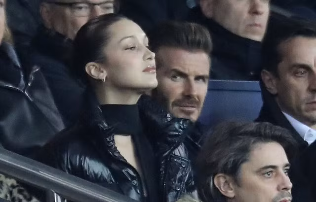 Xem 'đại chiến' PSG - Real, Beckham mải mê ngắm... siêu mẫu ảnh 5