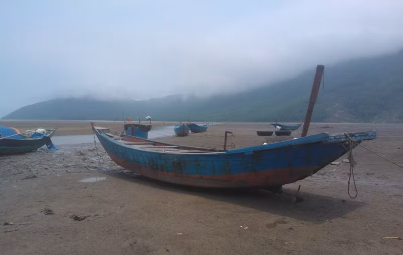 Hà Tĩnh: Khóc ròng vì ngao chết trắng đầm ảnh 7