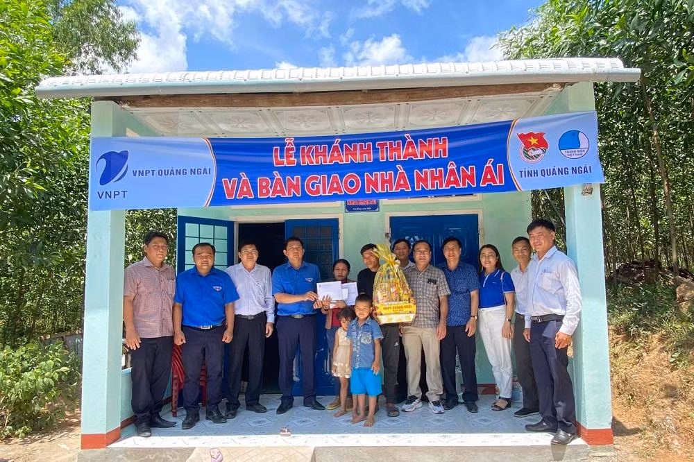 Khánh thành những công trình thanh niên tiêu biểu.